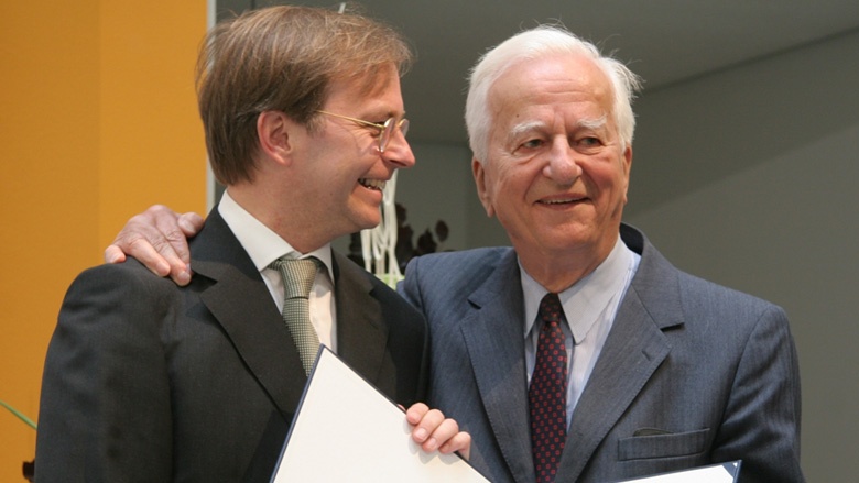 Altbundespräsident Dr. Richard von Weizsäcker Altbundespräsident Dr. Richard von Weizsäcker